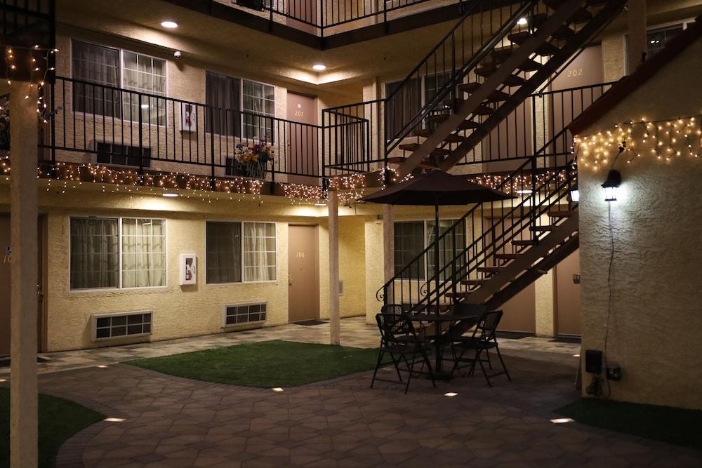 Lambert Inn Whittier Exterior photo